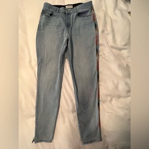 Knox Rose size 10 jeans with stylish Southwest detailing